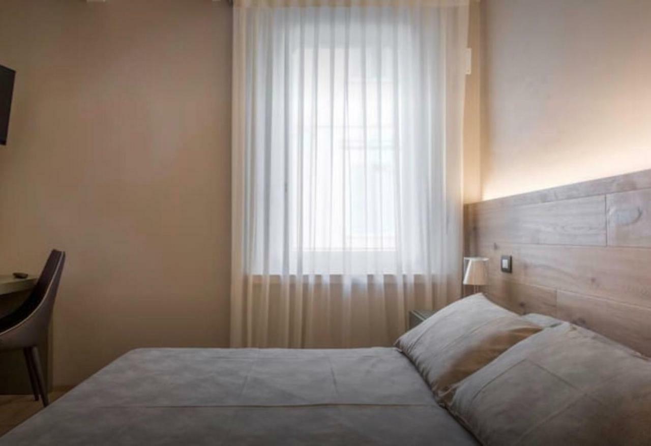 Accademia 21 Bed and Breakfast Mantua Buitenkant foto