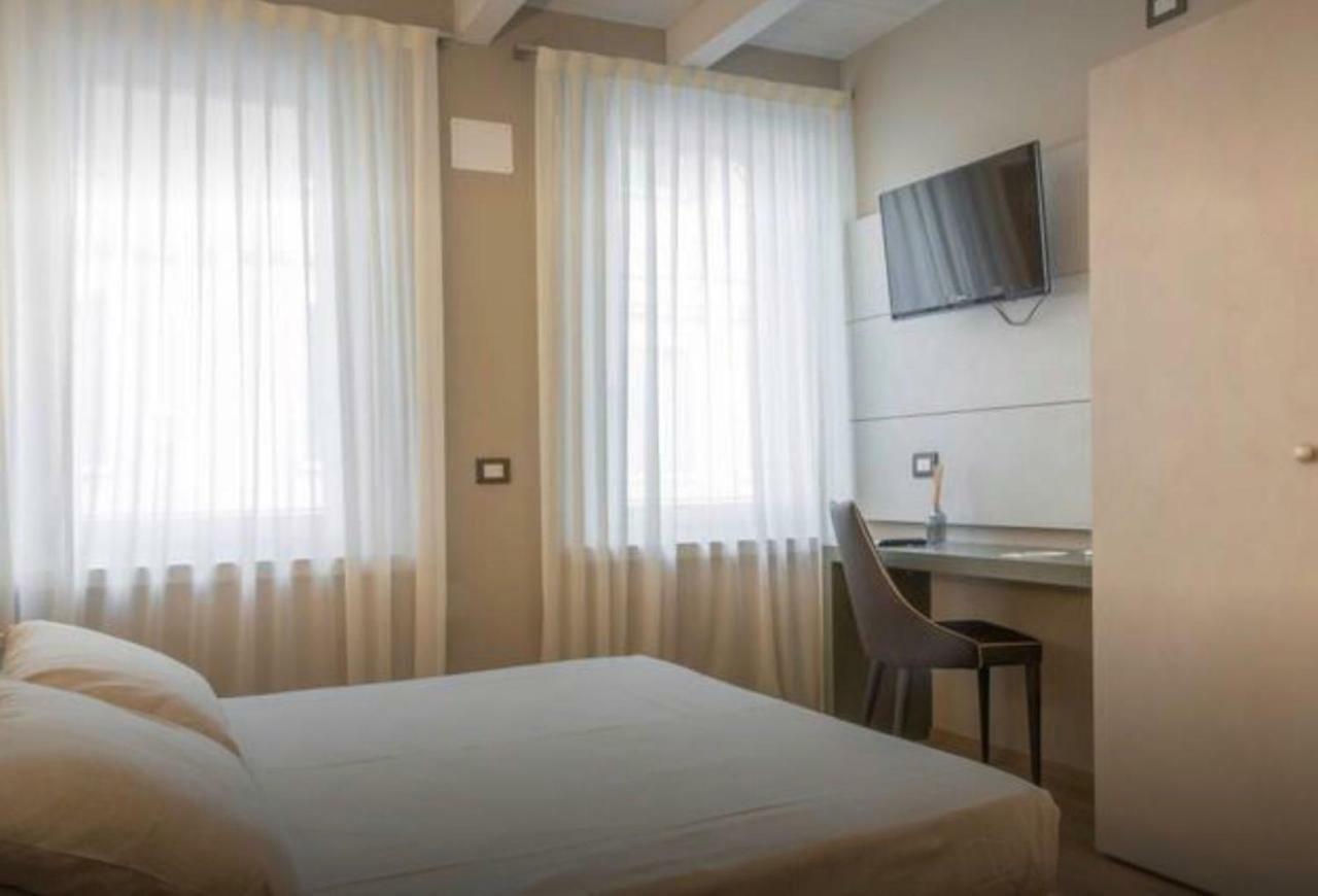 Accademia 21 Bed and Breakfast Mantua Buitenkant foto